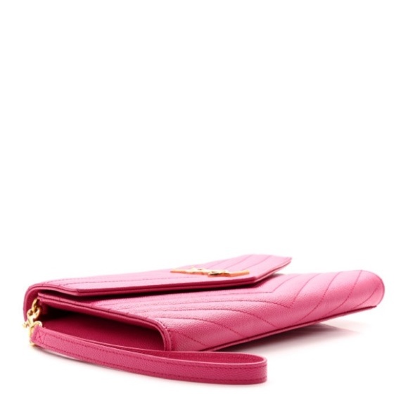 SAINT LAURENT 
Grain De Poudre Matelasse Chevron Monogram Envelope Clutch - Picture 3 of 16